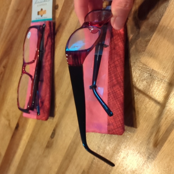 NWT Victoria Klein eyewear +1.25 readers - Picture 10 of 16